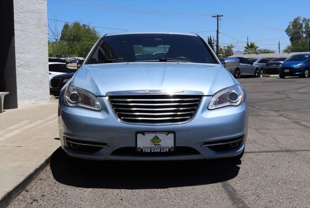 2013 Chrysler 200 Limited