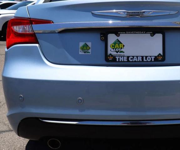 2013 Chrysler 200 Limited