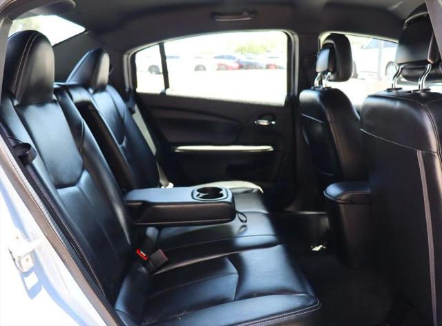 2013 Chrysler 200 Limited