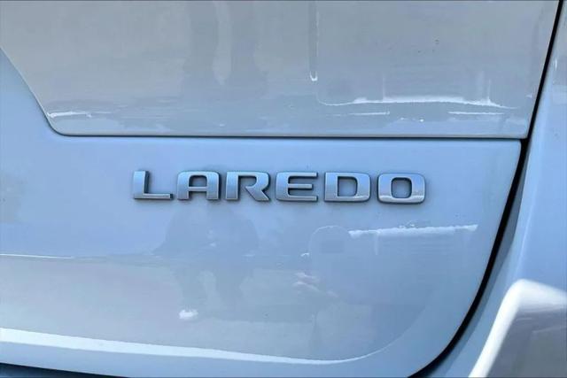 2026 Jeep Grand Cherokee L Laredo 4x4