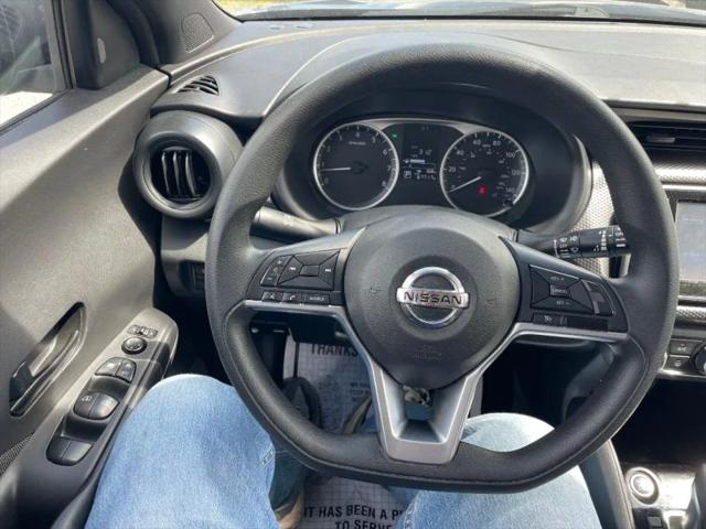 2020 Nissan Kicks S Xtronic CVT