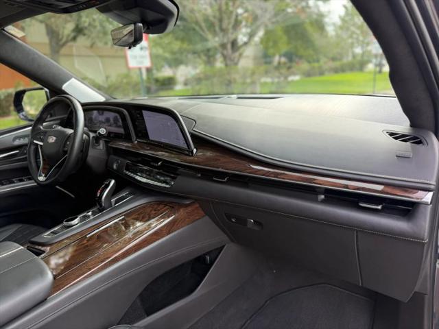 2021 Cadillac Escalade ESV 2WD Sport Platinum