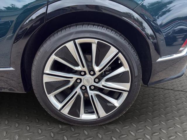 2024 Cadillac iQ Luxury w/1SE