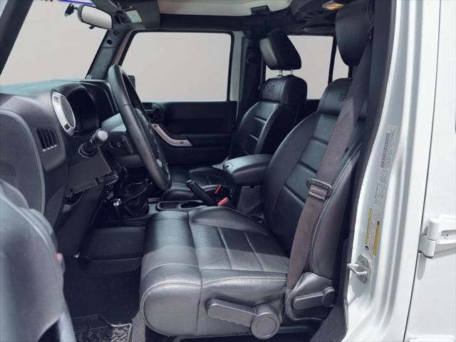 2012 Jeep Wrangler Unlimited Sahara