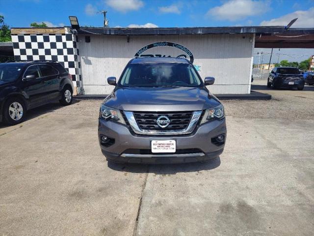 2019 Nissan Pathfinder SV