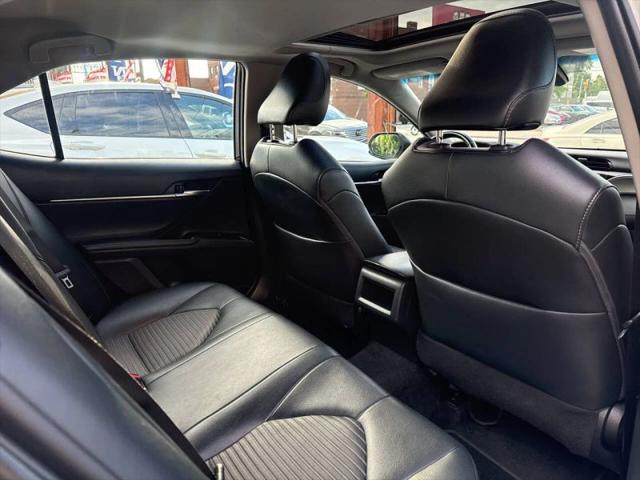 2018 Toyota Camry SE