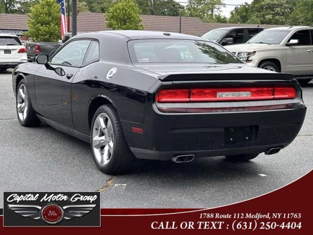 2014 Dodge Challenger SXT