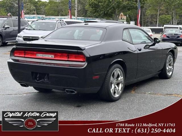 2014 Dodge Challenger SXT