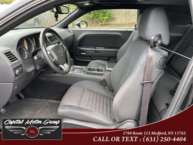 2014 Dodge Challenger SXT