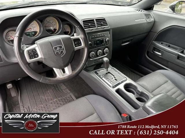 2014 Dodge Challenger SXT
