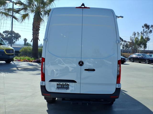 2026 Mercedes-Benz Sprinter 2500 Standard Roof 4-Cyl Diesel