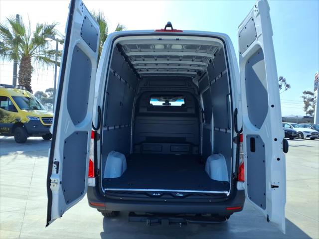 2026 Mercedes-Benz Sprinter 2500 Standard Roof 4-Cyl Diesel