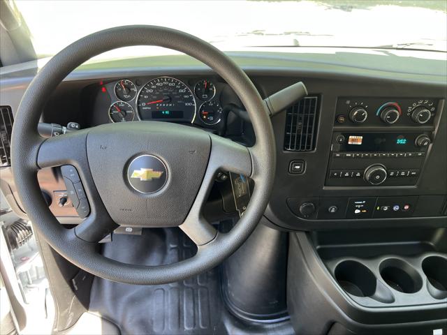 2025 Chevrolet Express Cargo Van RWD 2500 Regular Wheelbase WT