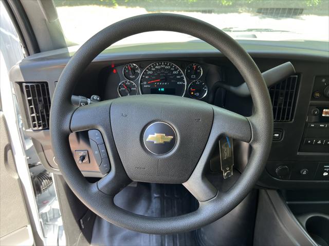 2025 Chevrolet Express Cargo Van RWD 2500 Regular Wheelbase WT