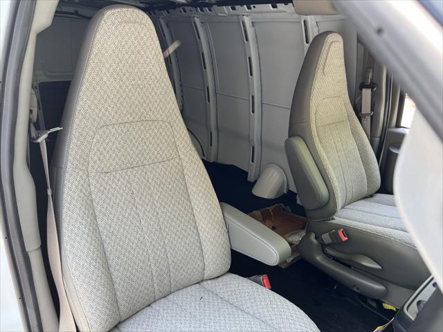 2025 Chevrolet Express Cargo Van RWD 2500 Regular Wheelbase WT
