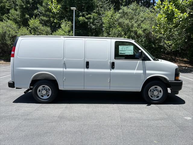 2025 Chevrolet Express Cargo Van RWD 2500 Regular Wheelbase WT