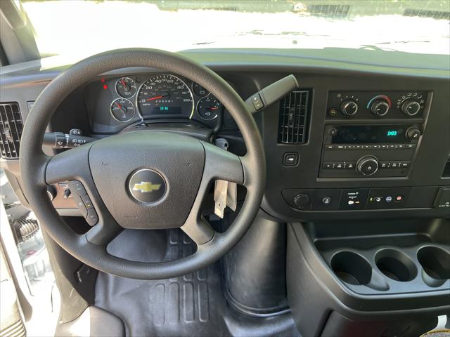 2025 Chevrolet Express Cargo Van RWD 2500 Regular Wheelbase WT