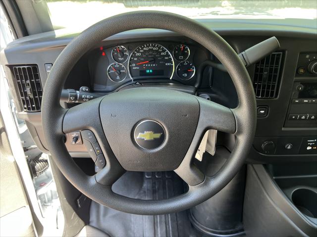2025 Chevrolet Express Cargo Van RWD 2500 Regular Wheelbase WT