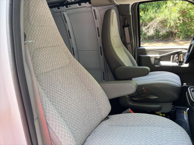 2025 Chevrolet Express Cargo Van RWD 2500 Regular Wheelbase WT