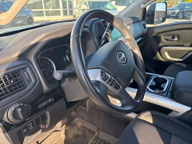 2024 Nissan Titan Crew Cab SV 4x4