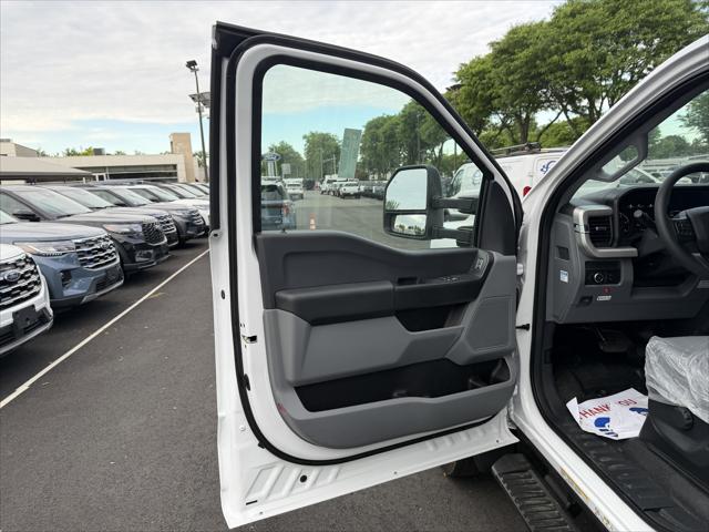 2026 Ford F-550 XL
