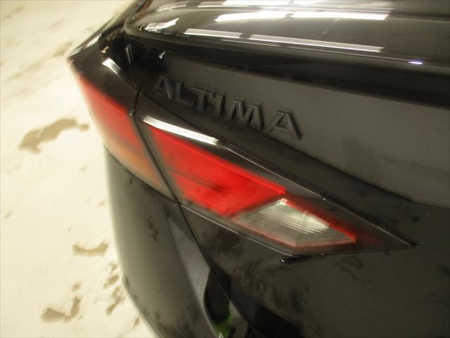 2026 Nissan Altima SR AWD