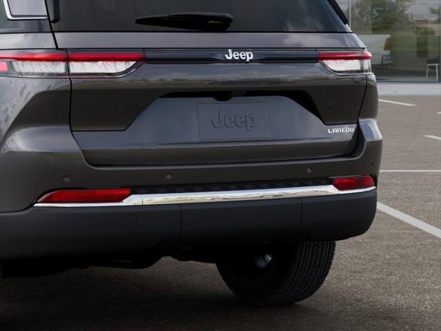 2026 Jeep Grand Cherokee Altitude 4x2