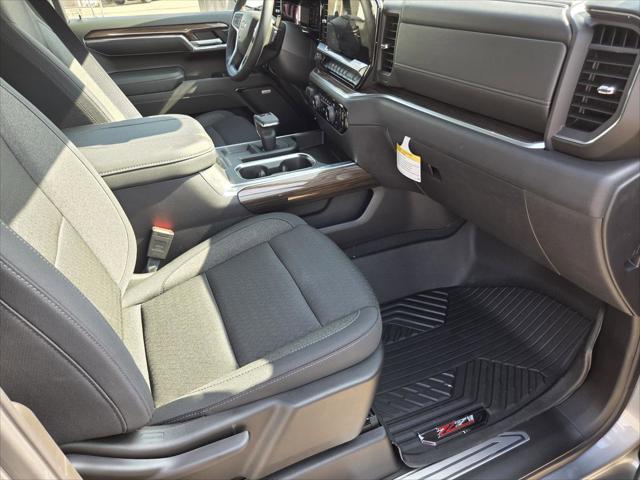 2026 Chevrolet Silverado 1500 4WD Crew Cab Short Bed LT Trail Boss