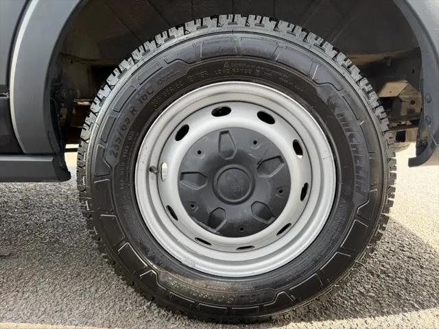2018 Ford Transit 250 Van Med. Roof w/Dual Sliding 148-in. WB