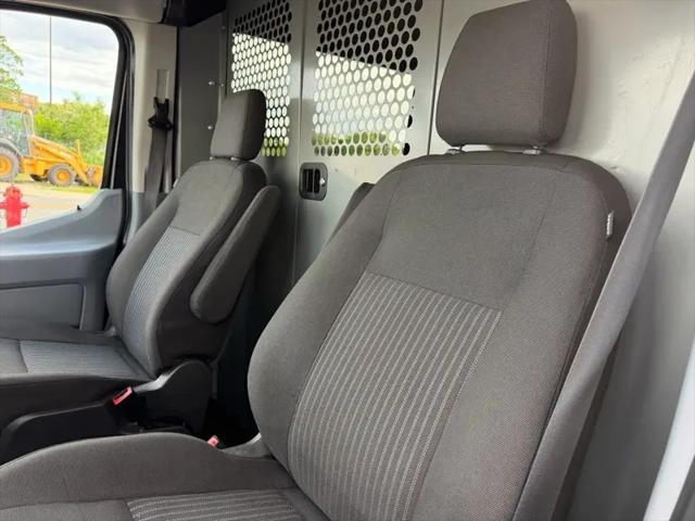 2018 Ford Transit 250 Van Med. Roof w/Dual Sliding 148-in. WB