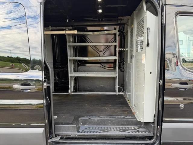 2018 Ford Transit 250 Van Med. Roof w/Dual Sliding 148-in. WB