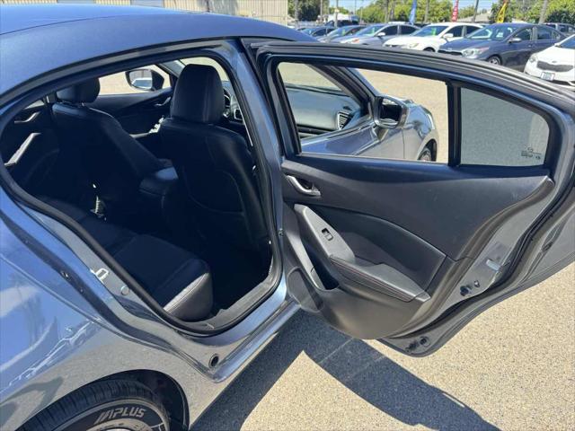 2015 Mazda Mazda3 i Grand Touring