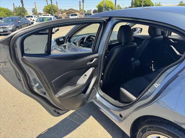 2015 Mazda Mazda3 i Grand Touring