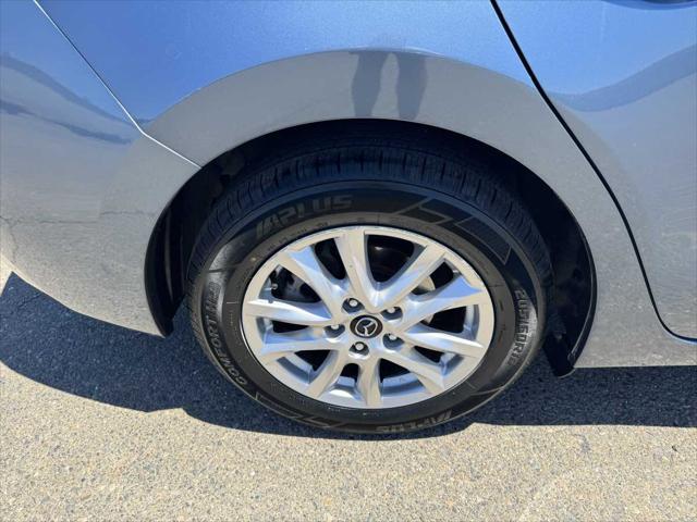 2015 Mazda Mazda3 i Grand Touring