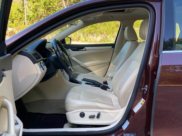2013 Volkswagen Passat 2.5L SE