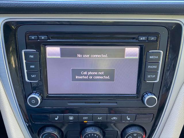 2013 Volkswagen Passat 2.5L SE