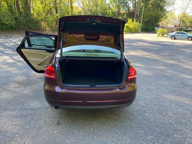 2013 Volkswagen Passat 2.5L SE