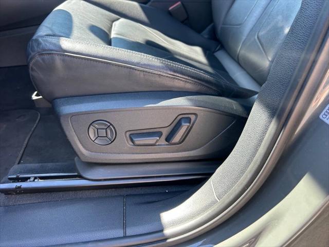 2020 Audi Q3 Premium 45 TFSI S line quattro Tiptronic