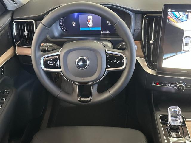 2026 Volvo XC90 Plug-In Hybrid Plus, T8 AWD, Electric/Gasoline, Bright, 6 Seats