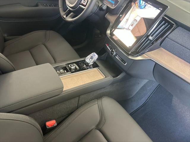 2026 Volvo XC90 Plug-In Hybrid Plus, T8 AWD, Electric/Gasoline, Bright, 6 Seats