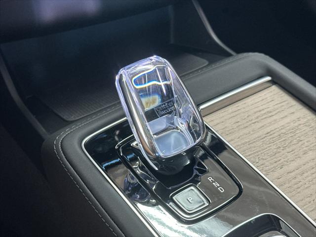 2026 Volvo XC90 Plug-In Hybrid Plus, T8 AWD, Electric/Gasoline, Bright, 6 Seats