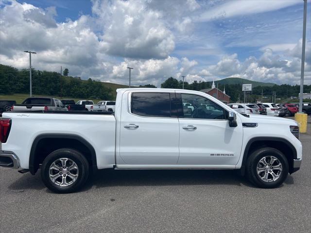 2025 GMC Sierra 1500 4WD Crew Cab Short Box SLT