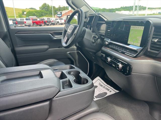 2025 GMC Sierra 1500 4WD Crew Cab Short Box SLT