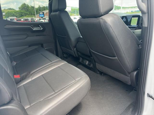 2025 GMC Sierra 1500 4WD Crew Cab Short Box SLT