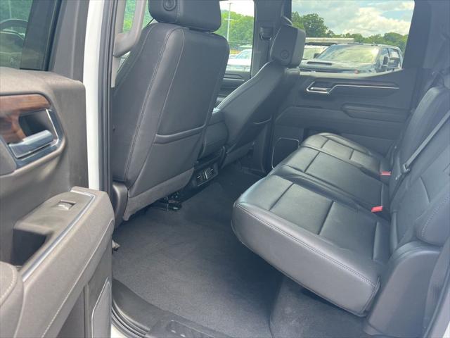 2025 GMC Sierra 1500 4WD Crew Cab Short Box SLT