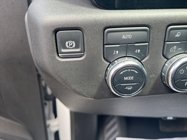 2025 GMC Sierra 1500 4WD Crew Cab Short Box SLT