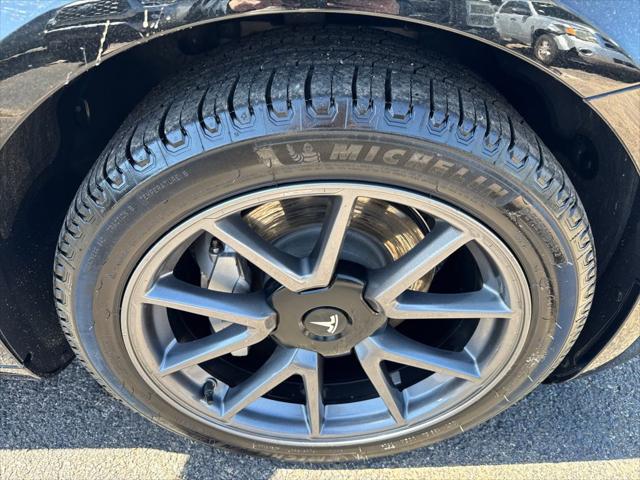 2022 Tesla Model 3 Rear-Wheel Drive