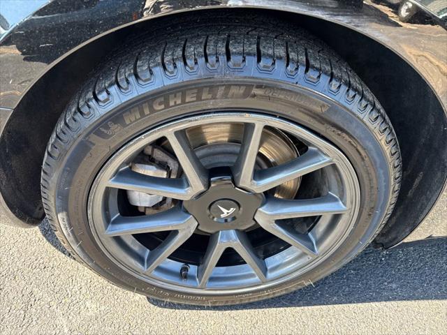 2022 Tesla Model 3 Rear-Wheel Drive