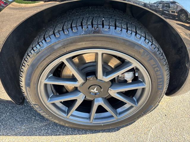 2022 Tesla Model 3 Rear-Wheel Drive