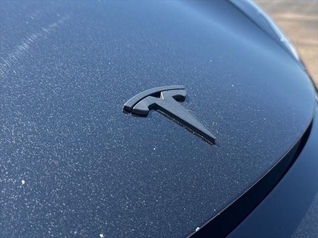 2022 Tesla Model 3 Rear-Wheel Drive